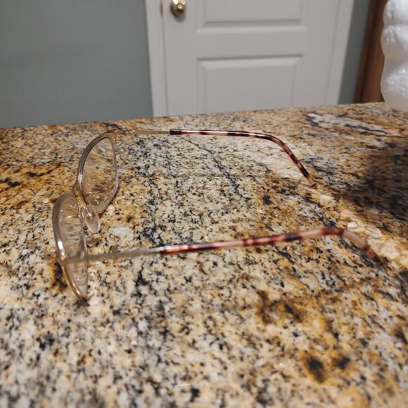 Marc Jacobs Eyeglasses Womens 53-17 Red Gold Cat Eye Clear Frames Designer - Picture 7 of 12